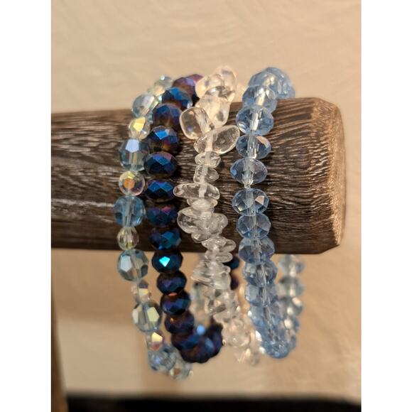 Three Blue Crystal One Clear Quartz Chip Bracelet Lot - Picture 1 of 9